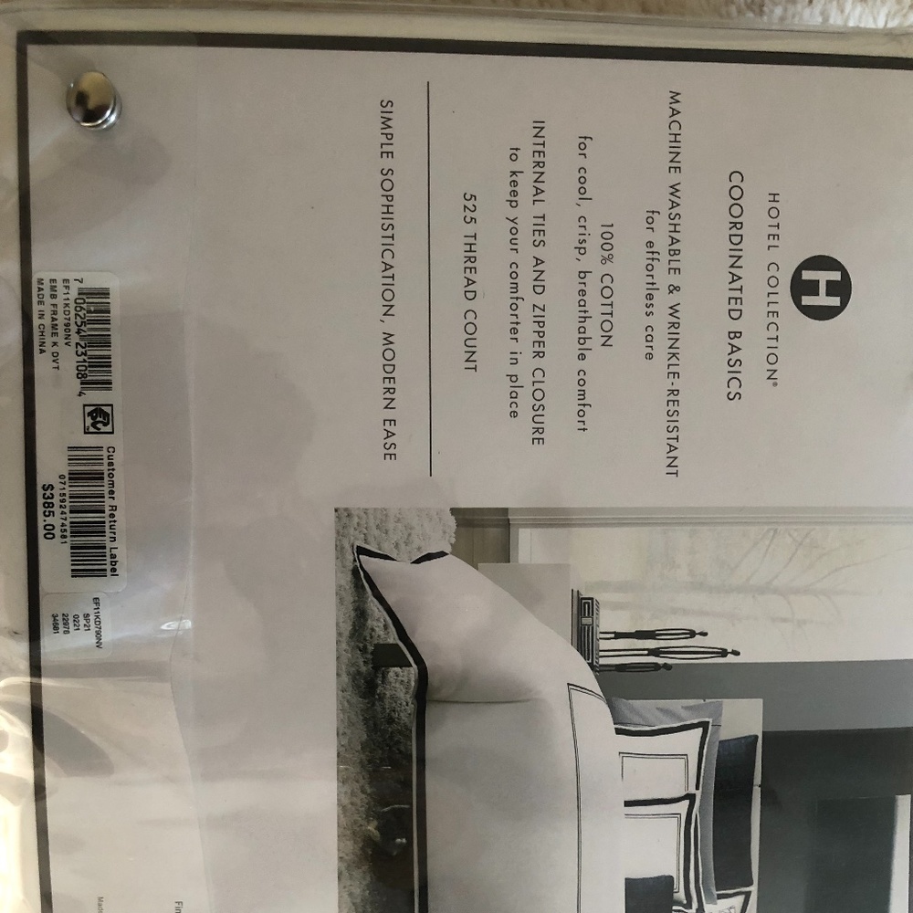 Hotel collection king duvet. White with navy piping.